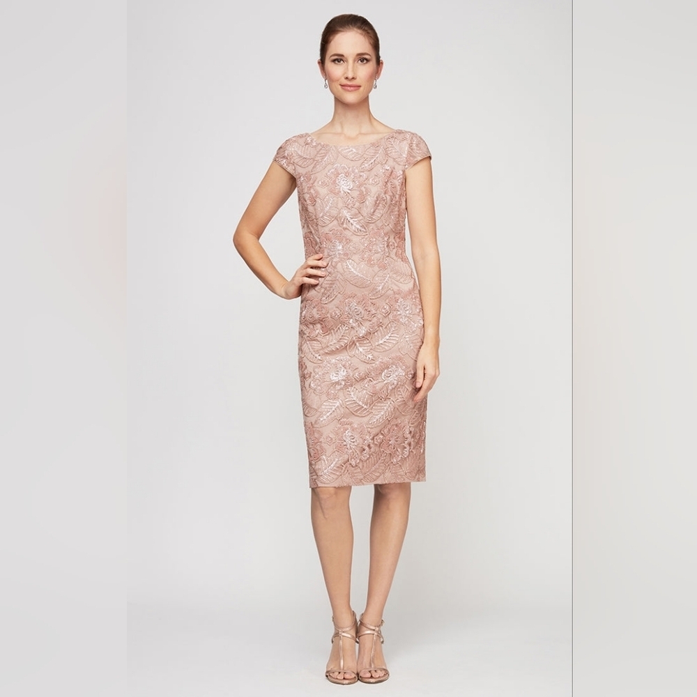Alex Evenings -Women's Gold Sequin Pencil Dress Women's 16P Cocktail, Party - Picture 2 of 12